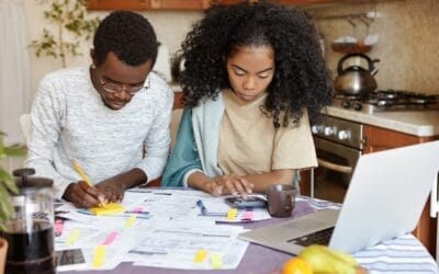 Should Your Family Use a Bookkeeper? 5 Great Reasons